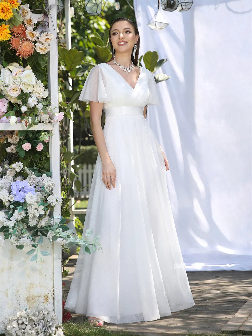 Women's Tops And Clothing Simple Ivory Bridesmaid Dresses Women 2023 A-Line Puffer Short Sleeve V-Neck Pleat Tulle Open Back Wedding Party Gowns With Belt