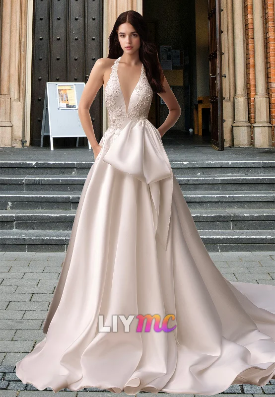 Women's Occasion Wear Clothing V-Neck Sleeveless Appliques Pleated Sleek A-Line Wedding Dress