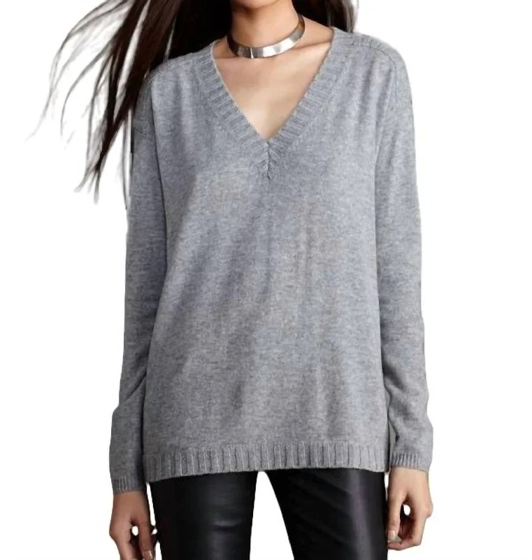 Classic Women's Clothing Styles Luxe T-Back Vee Sweater In Grey/black