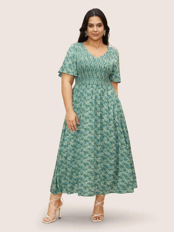 Clothes Sales Rayon Ditsy Floral V Neck Shirred Dress