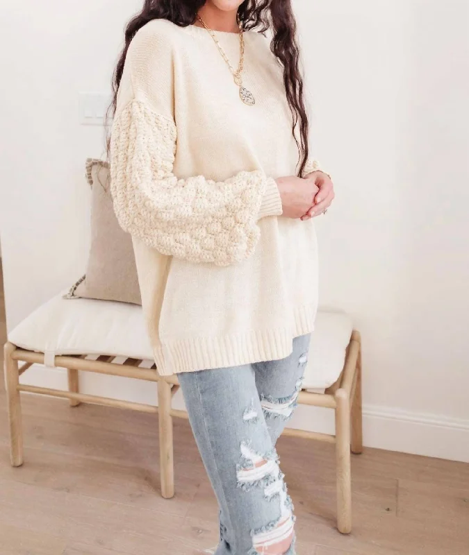 Women's Vintage Clothes Bubbly B Sweater In Ivory