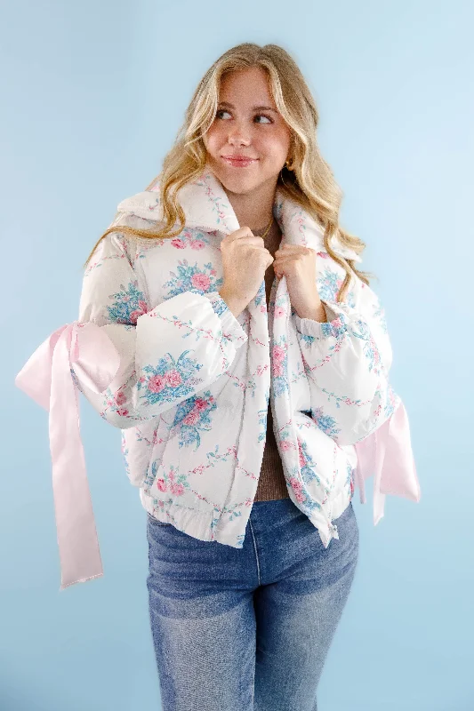 Women's Vacation Outfit Set RESTOCK: Graceful Moments Puffer Jacket-White