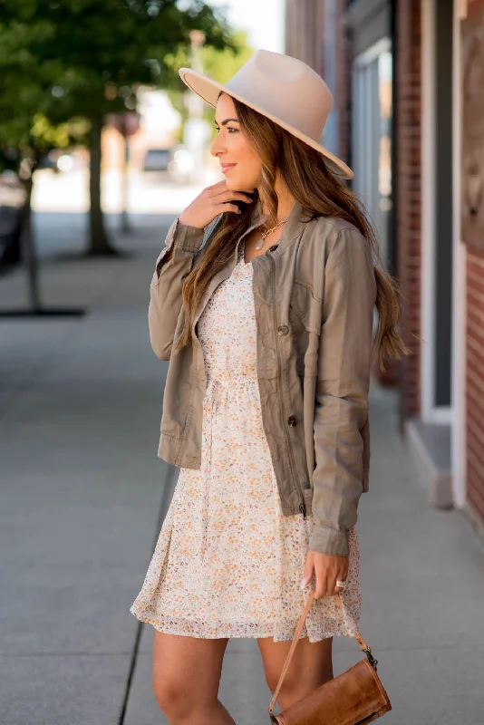 Women's Work Outfit Everyday Button Accent Jacket