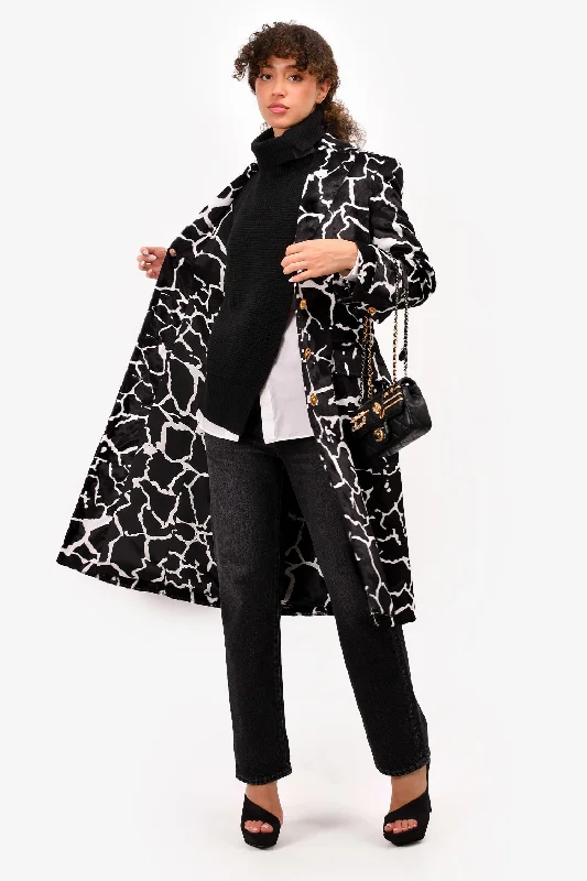 Women's Chic Outerwear Outfit Versace Black/White Cow Print Long Coat Size 40