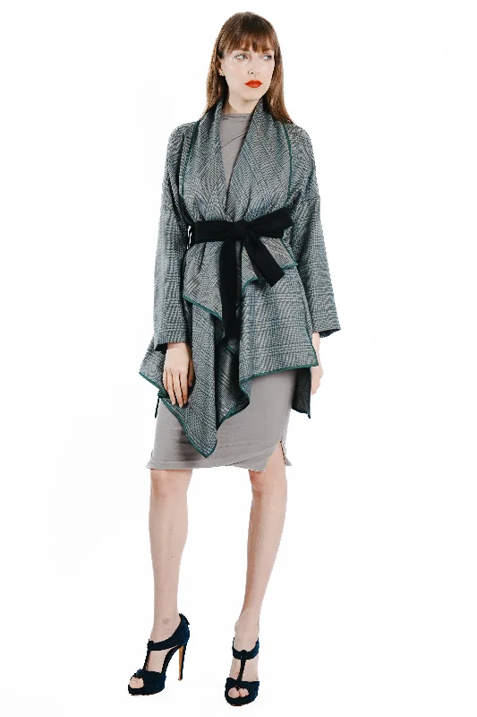 Fashionable Women's Outfit Oma Checkered Wrapped Coat with Satin Trim