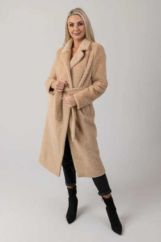 Women's Night-Out Outfit Luxe teddy coat