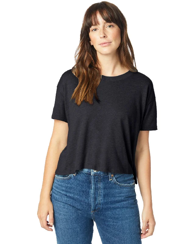 Luxury Women's Clothing Alternative Ladies' Headliner Cropped T-Shirt: Elevate Your Style with Edge