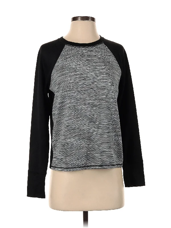 Minimalist Style Pullover Sweater