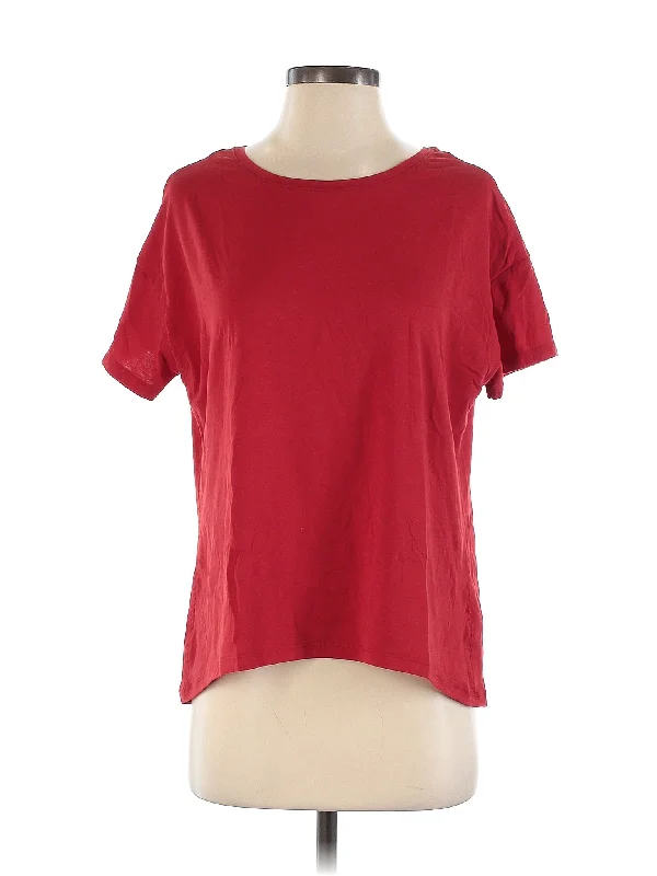 Chic & Cozy Apparel Short Sleeve T Shirt