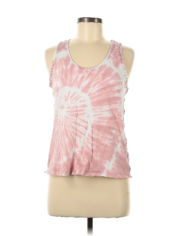 Trendsetter's Closet Tank Top
