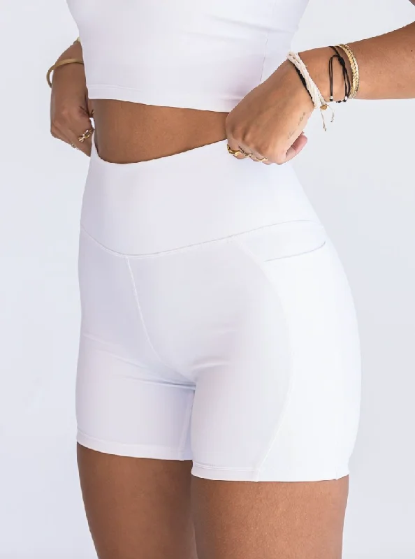 Luxury Fashion 5'' Biker Short with Pockets - White