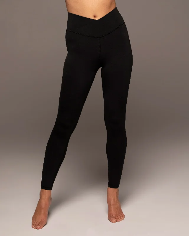 Fashion-forward Women's Wear Ray Legging